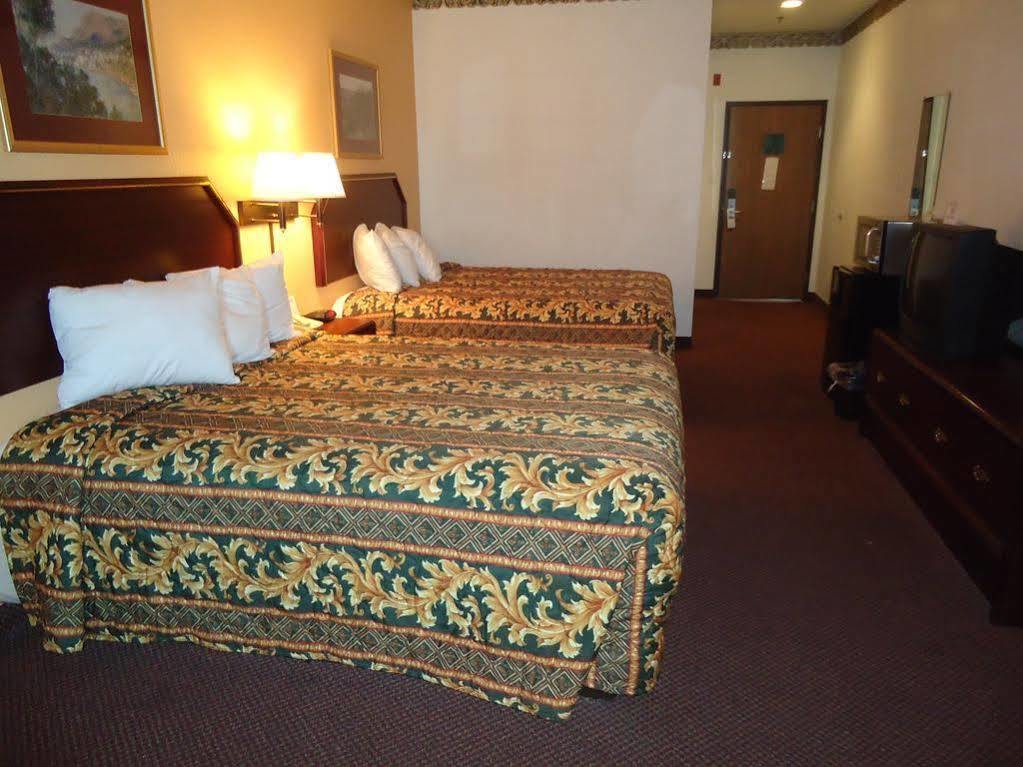 Red Roof Inn Fort Worth - Saginaw ภายนอก รูปภาพ